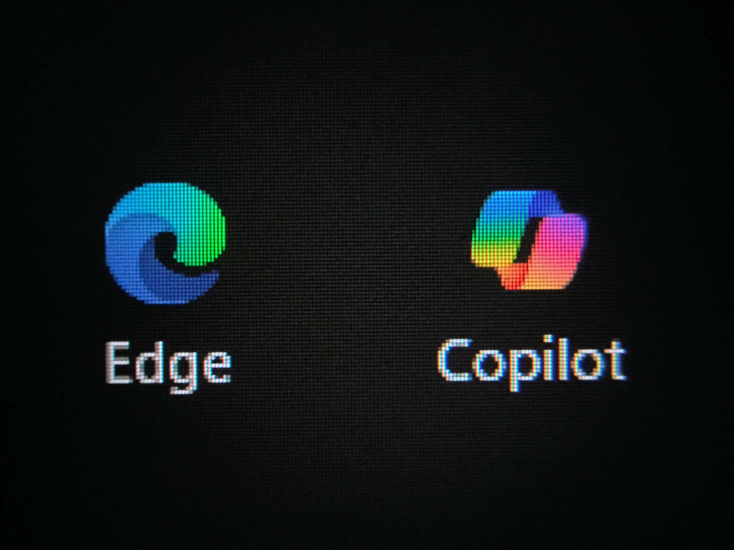 Biểu tượng Microsoft Edge và Copilot