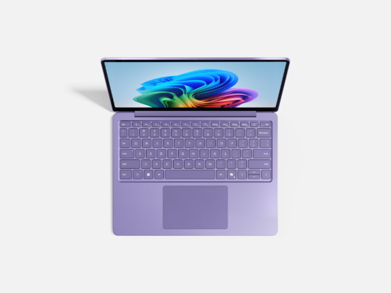 Góc nhìn từ trên xuống của Surface Laptop có màu Tím.