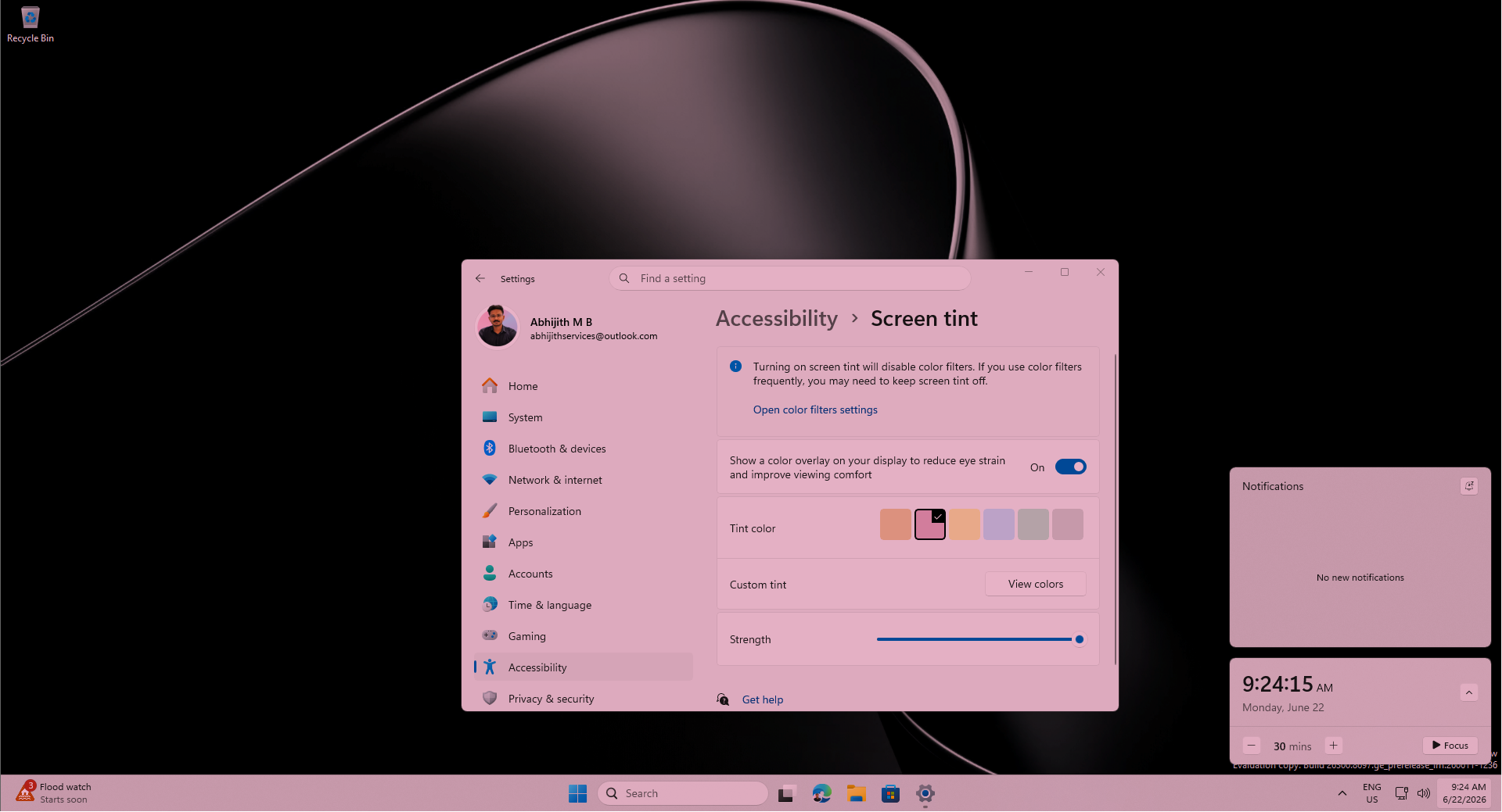 Màu màn hình trong Windows 11