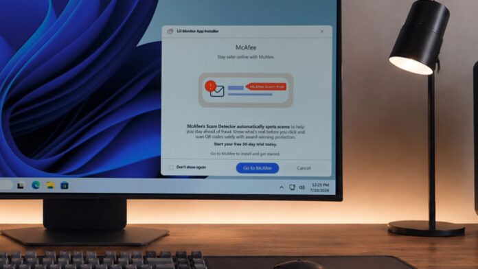 Microsoft cho phép LG cài đặt phần mềm quảng cáo thông qua Windows Update mà không cần yêu cầu và Apple sẽ không bao giờ cho phép điều này